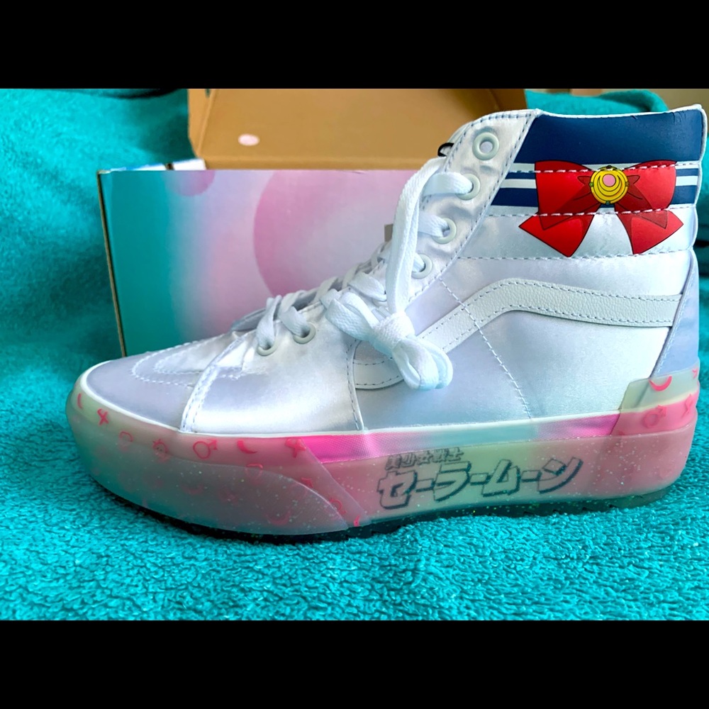 VANS X PRETTY GUARDIAN SAILOR MOON SK8-HI STACKED SIZE 10.5 PLATFORM NEVER WORN